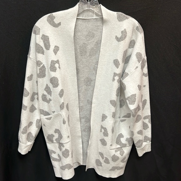 Long 2 pocket cardigan - Picture 3 of 12